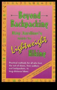 ما وراء حقائب الظهر: دليل المسافر للاستكشاف الراقي