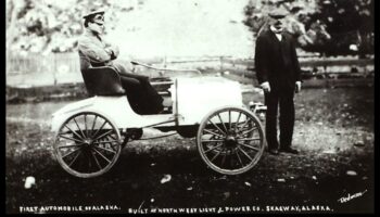 المغامرات العتيقة: اكتشاف عالم السيارات القديمة